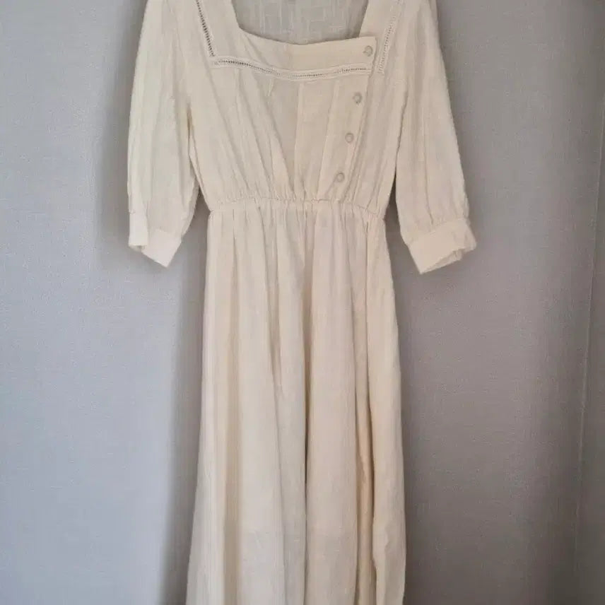 [BUNJANG] Ivory Square Neck Long Dress / 아이보리 스퀘어넥 롱원피스