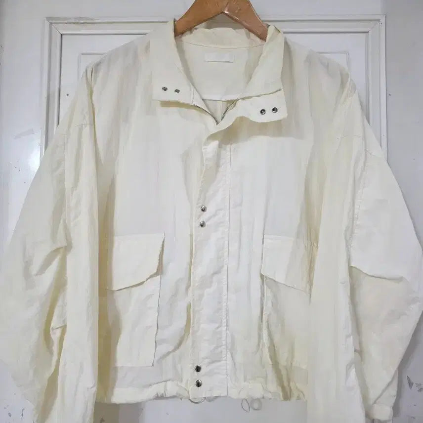 [BUNJANG] Premium Autumn Lightweight Jacket / 가을  고급스러운 디자인이쁜 바스락  자켓   거의새거