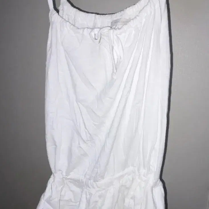 [BUNJANG] White Sleeveless Top / 화이트 민소매 티셔츠