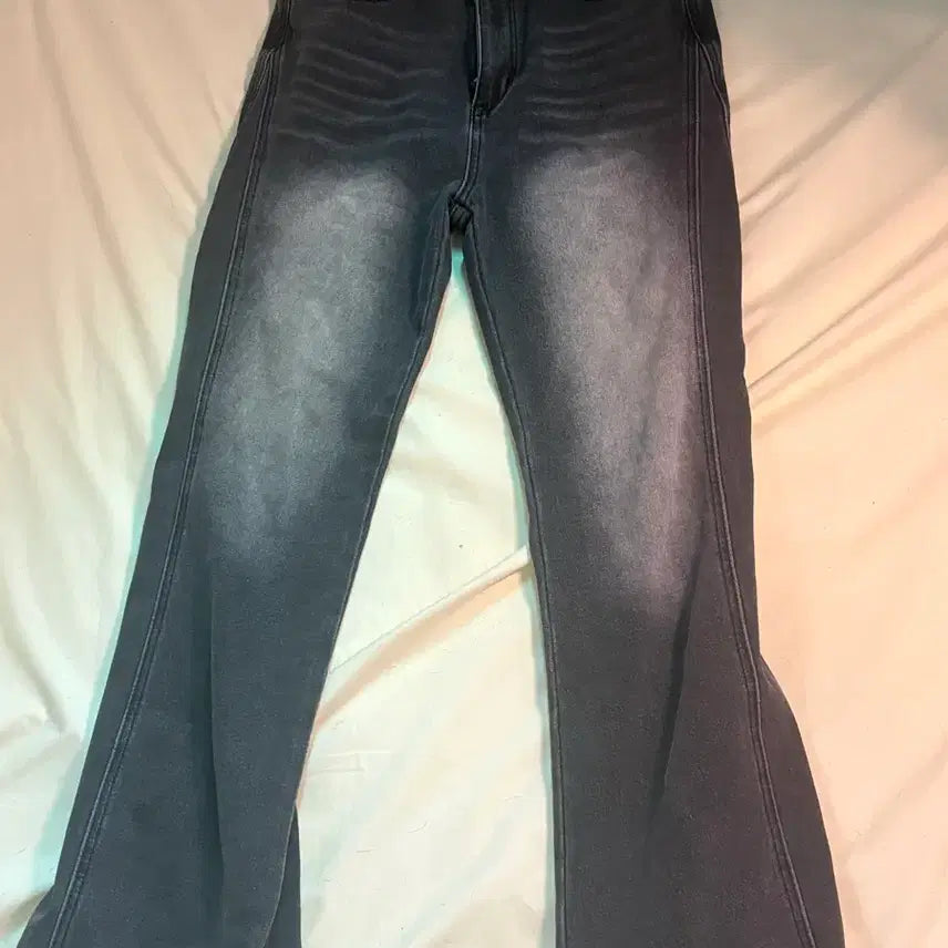 [BUNJANG] Black Denim Bootcut Jeans / 부츠컷 청바지