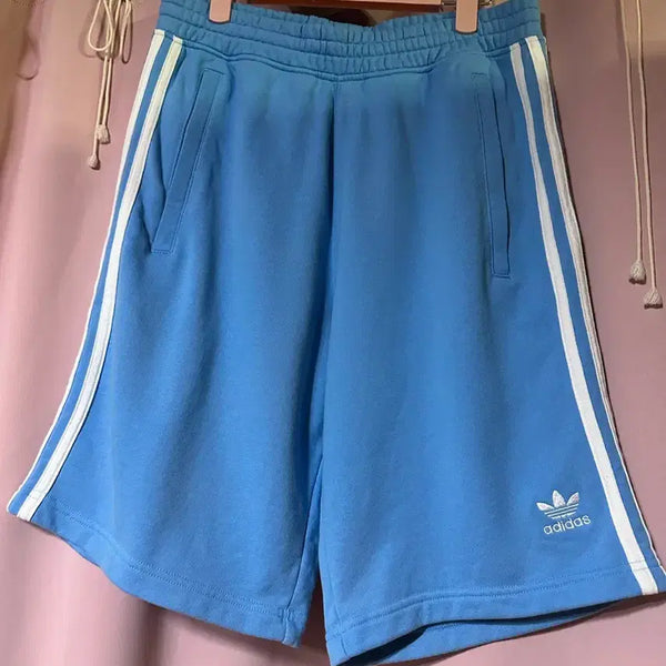 [BUNJANG] Adidas Firebird Track Shorts Medium / 아디다스 반바지 아디다스 하늘 불꽃 팬츠 삼선 대장 파이어버드 엠사이즈
