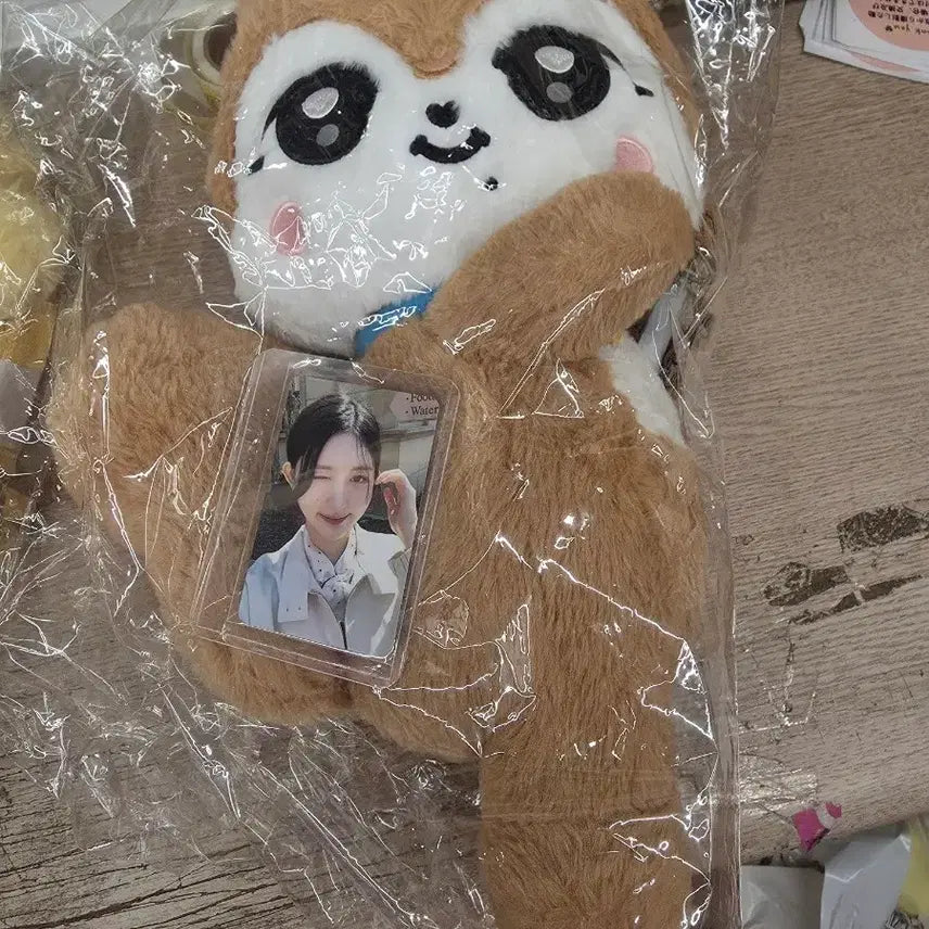 [BUNJANG] IVE Mini Bev Hug Bag Dal doll / 아이브미니브허그백달이