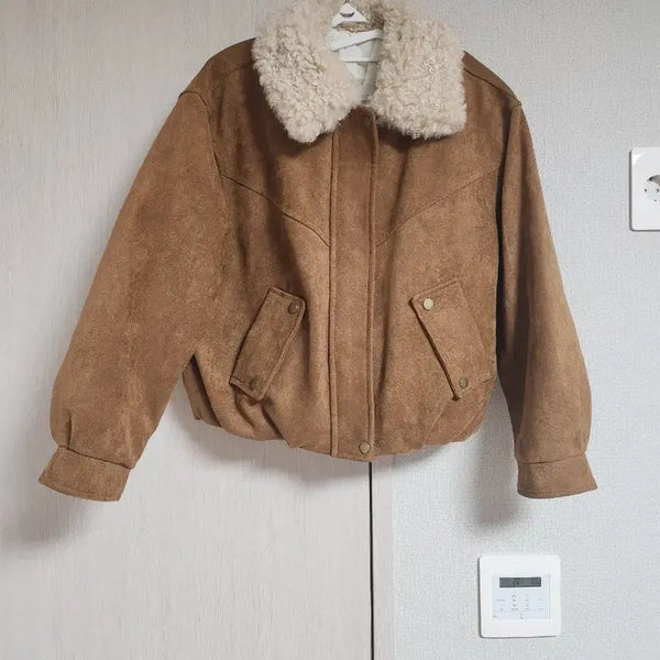[BUNJANG] Brown Fur Collar Jumper / 브라운 퍼카라 점퍼.새상품