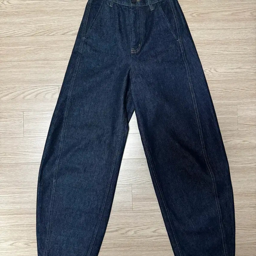 [BUNJANG] ARKET Barrel Leg Jeans Dark Blue / 아르켓 배럴 레그 진 다크 블루