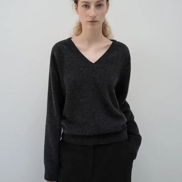 [BUNJANG] LFM Merino Wool V-Neck Pullover Charcoal / (새상품) LFM Merino Wool V-Neck Pullover 메리노울 브이넥 니트 차콜