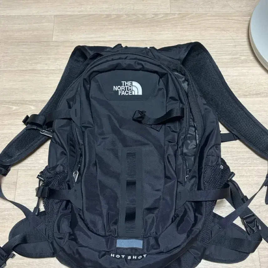 [BUNJANG] The North Face Hot Shot Backpack Black / 노스페이스 핫샷 백팩 블랙