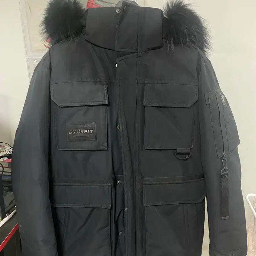 [BUNJANG] Dynafit Multi-Pocket Hooded Goose Down Padding / 다이나핏 멀티포켓 구스다운 패딩