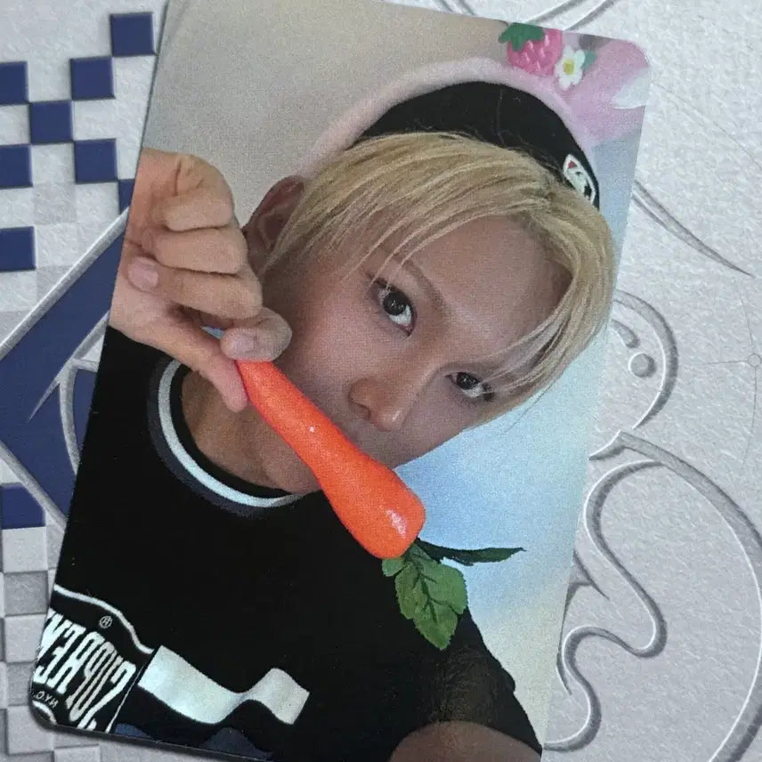 [BUNJANG] XLOV Hyon POB Photocard / 엑스러브 XLOV 현 미공포 포카