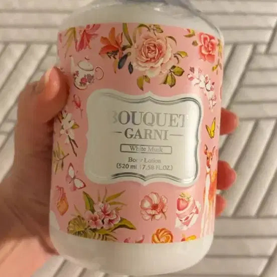 [BUNJANG] KIM CHAEWON Pick Body Lotion / 김채원픽 바디로션 팔아요!!