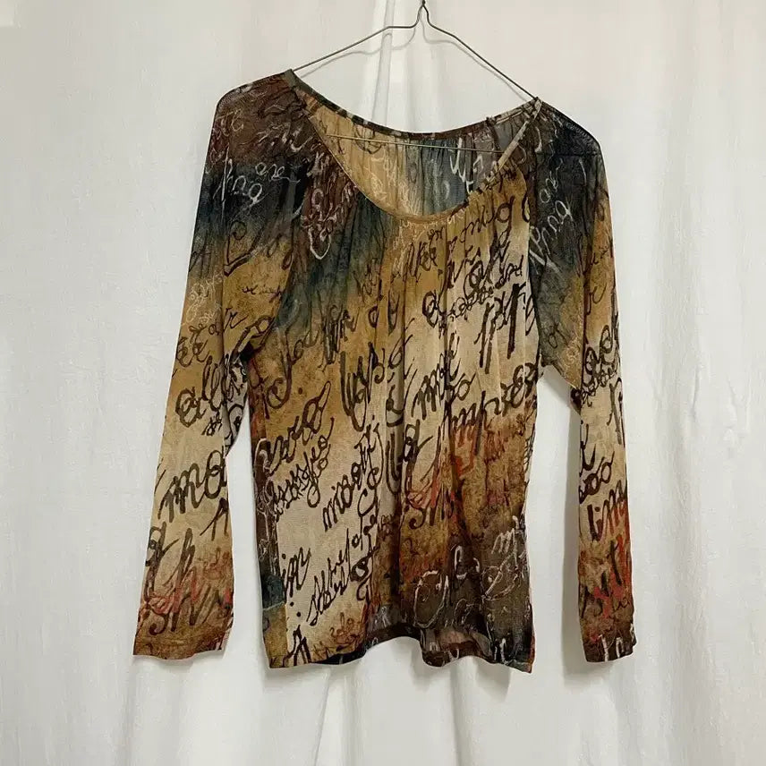 [BUNJANG] Vintage Lettering Mesh Long Sleeve Top / 빈티지 레터링 메쉬 롱슬리브
