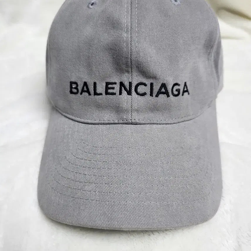 [BUNJANG] Balenciaga Logo Baseball Cap Grey / 발렌시아가 로고 볼캡 그레이