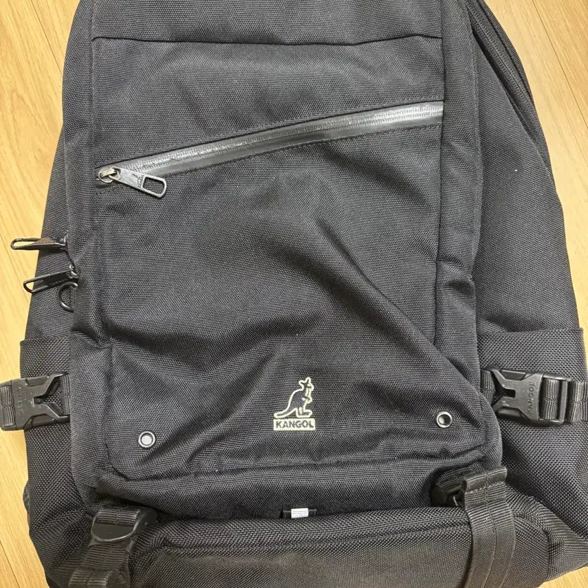 [BUNJANG] Kangol Backpack Black / 캉골 백팩 검정색