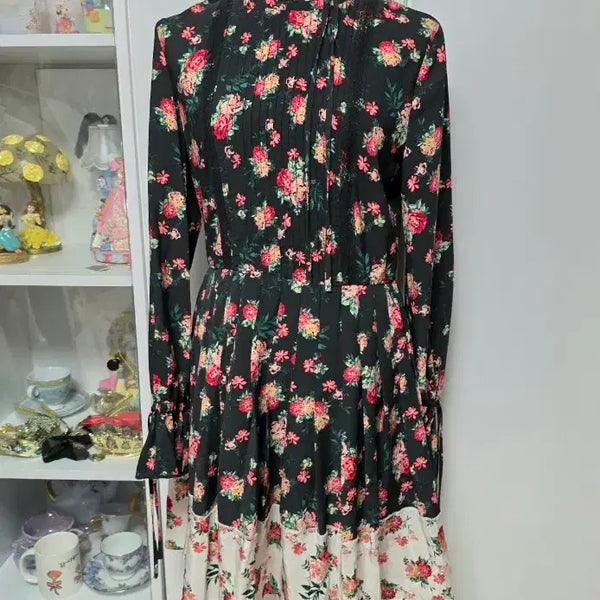 [BUNJANG] Juicy Couture Flower Print Black Dress / 미국브랜드 플라워 블랙 juicy 원피스