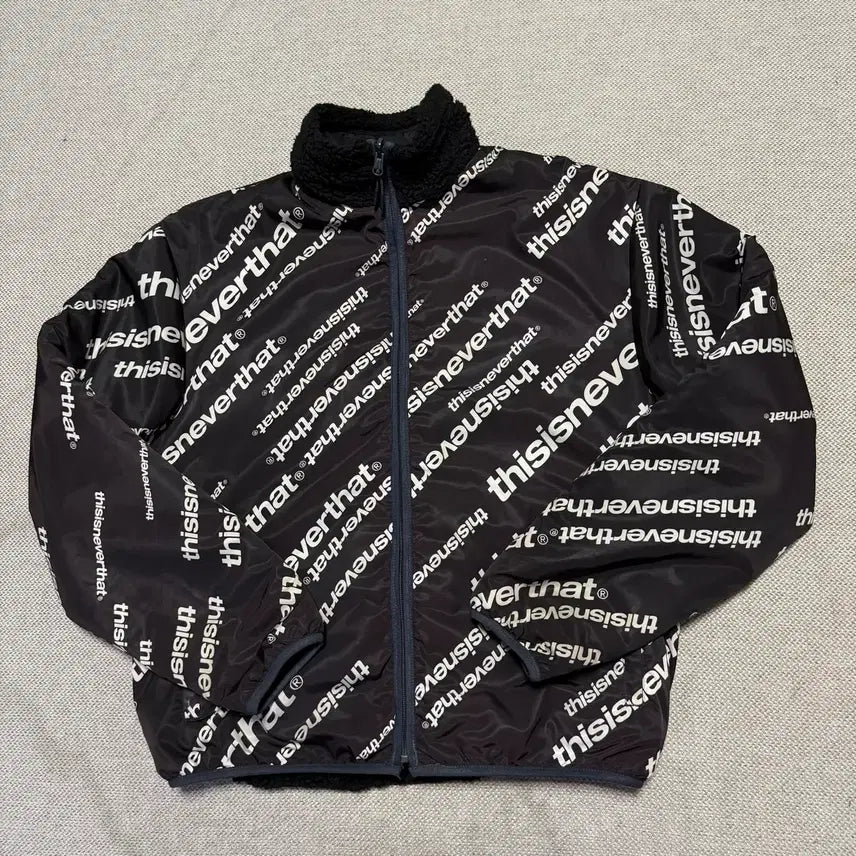 [BUNJANG] Thisisneverthat Reversible Fleece Jacket Black / 디스이즈네버댓 리버시블 플리스 자켓