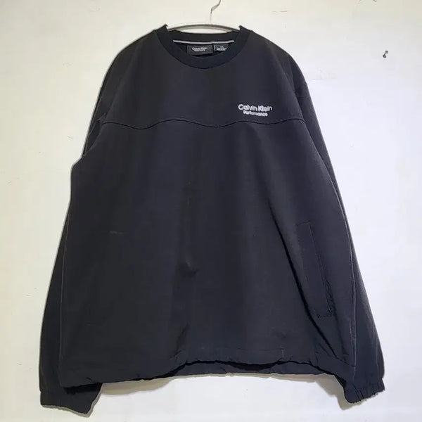 [BUNJANG] Calvin Klein Performance Sweatshirt Black Size 100 / 빈티지존 캘빈클라인 퍼포먼스 맨투맨티 100