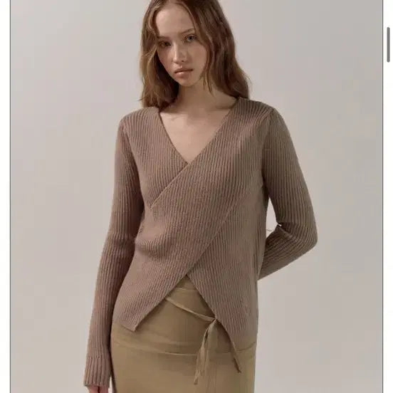 [BUNJANG] Elioti Lab Knit Sweater Brown / 엘리오티 랩 니트 브라운