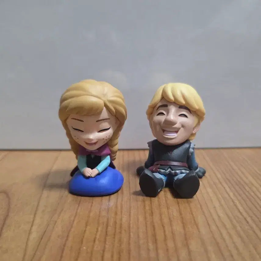 [BUNJANG] Frozen Anna & Kristoff Gacha Figure Bundle Set / 일괄) 겨울왕국 안나 크리스토프 가챠 피규어