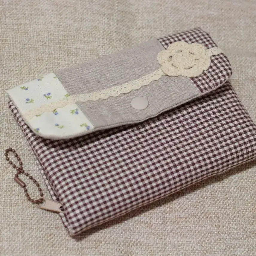 [BUNJANG] Handmade Mori Girl Patchwork Wallet / (할인) 핸드메이드 모리걸 패치워크 지갑 (통장 여권 들어가요)