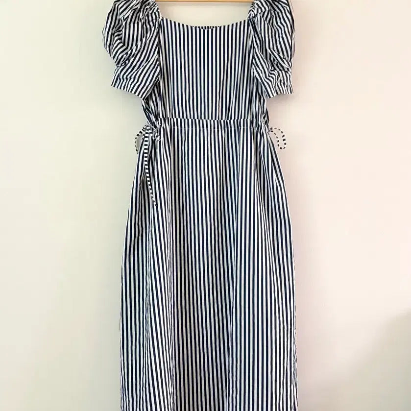 [BUNJANG] Stripe Puff Sleeve Long Dress / 여름세일) 스트라이프 퍼프소매 롱 원피스