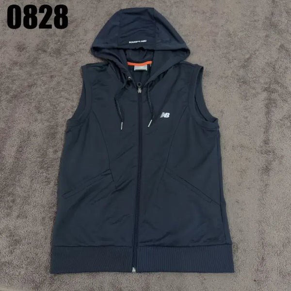[BUNJANG] New Balance Hooded Vest Size 90 / 뉴발란스 후드 조끼 90