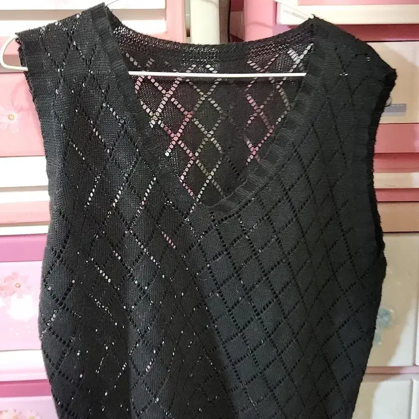 [BUNJANG] Black V-Neck Knit Vest / 블랙 니트 조끼66잘맞음 세탁완료