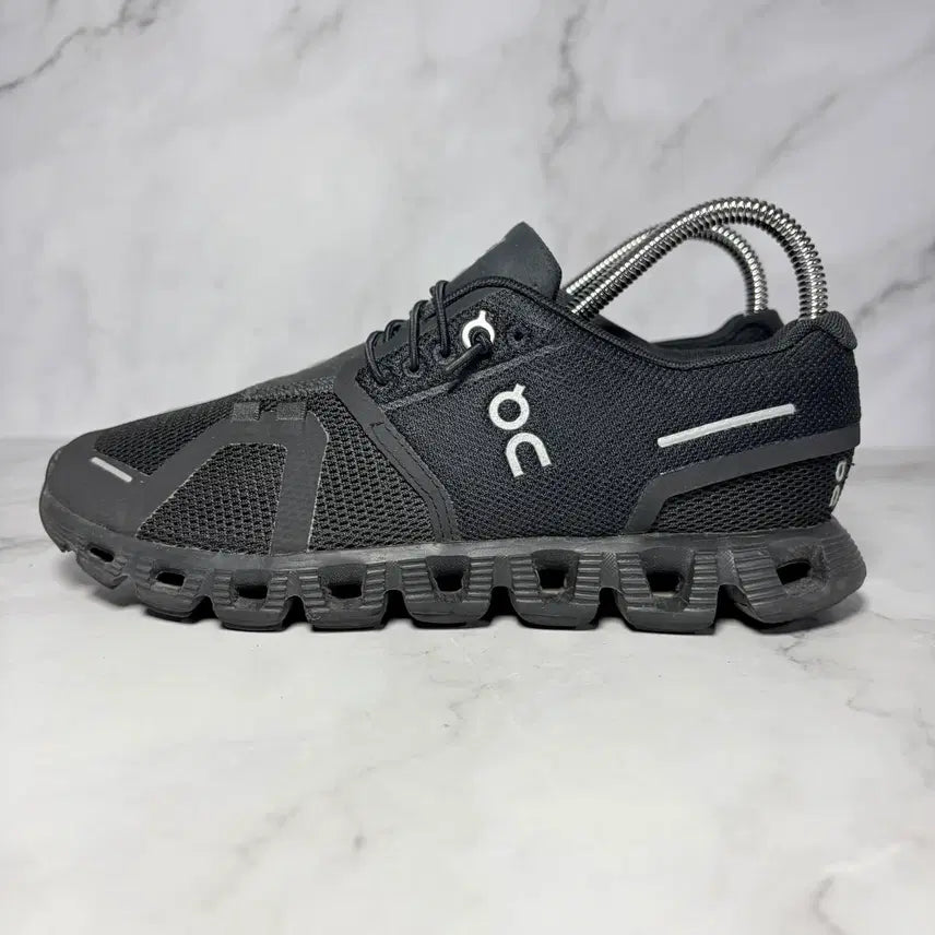 [BUNJANG] On Running Cloud 5 All Black Women's 220 / [220(W)] 온러닝 클라우드5 올 블랙