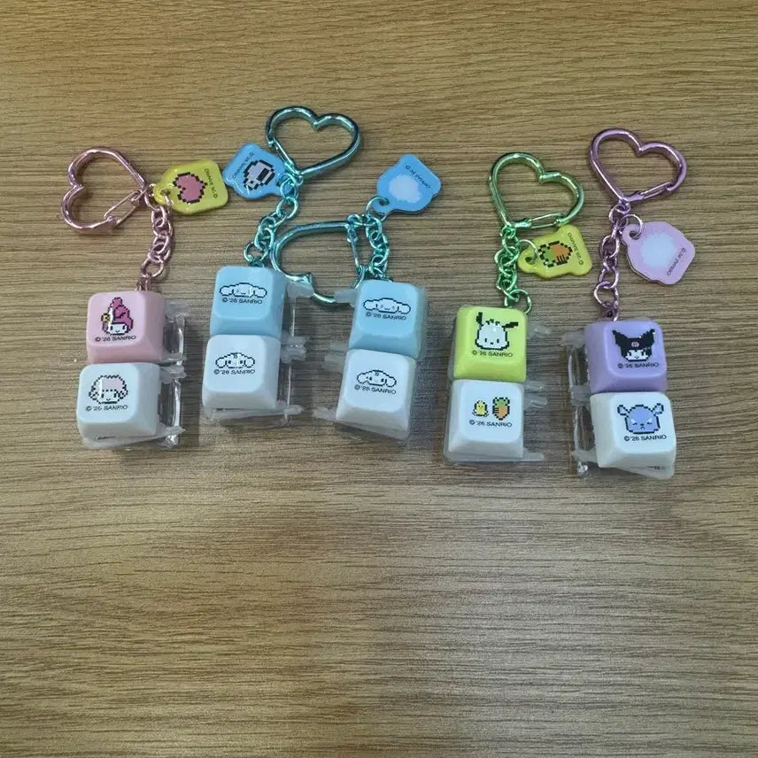 [BUNJANG] Sanrio Keycap Keyring Set / CU 산리오 키캡 키링 2구 판매