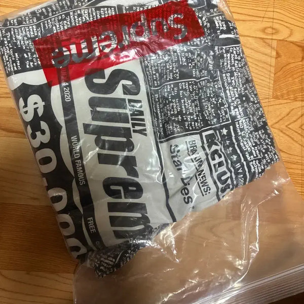 [BUNJANG] Supreme Newspaper Pattern Track Pants / 슈프림 뉴스페이퍼 팬츠