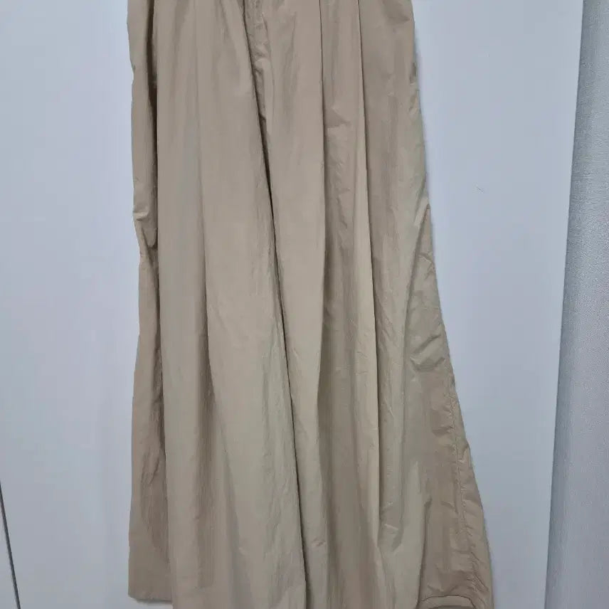 [BUNJANG] LAP Beige Nylon Wide Pants Free Size / 스튜디오 랩LAP 베이지 와이드 팬츠 나일론 free