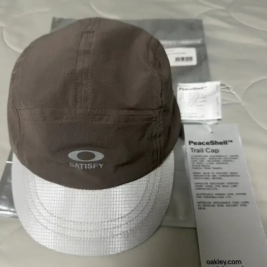 [BUNJANG] Oakley x Satisfy Peace Shell Trail Cap Falcon / 오클리 x 새티스파이 피스쉘 트레일 캡 팔콘