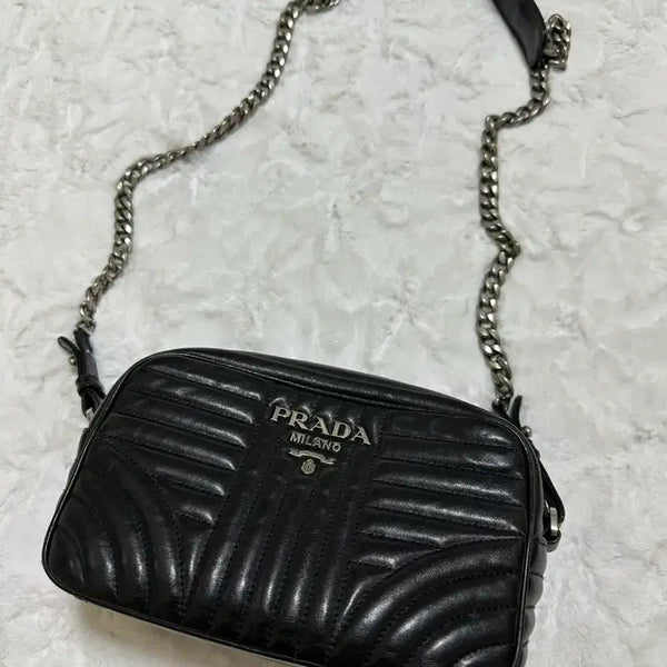 [BUNJANG] Prada Diagram Chain Camera Bag / 프라다 다이어그램 체인 카메라백
