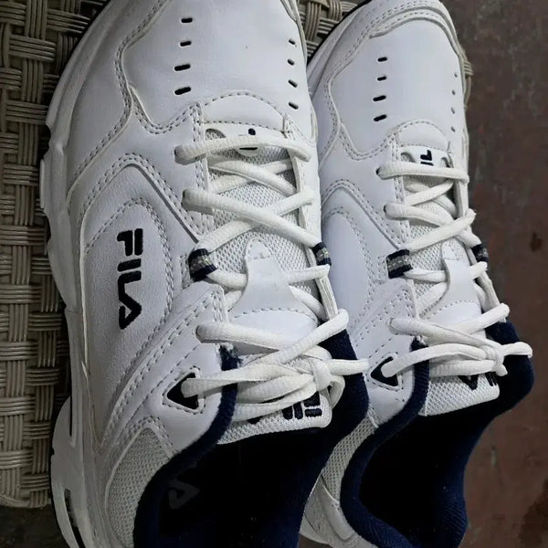 [BUNJANG] Fila White Sneakers / 휠라 운동화 화이트 270/275