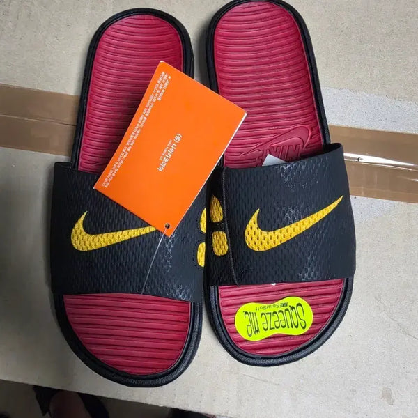 [BUNJANG] Nike Slide Red/Black Size 270 / 나이키 슬라이드 검빨 270