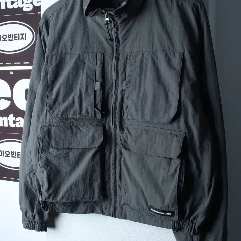 [BUNJANG] Second Monologue Zip-Up Windbreaker Jumper Jacket / (XS-M) 세컨드모놀로그 집업 바람막이 점퍼자켓 멀티포켓-H38189