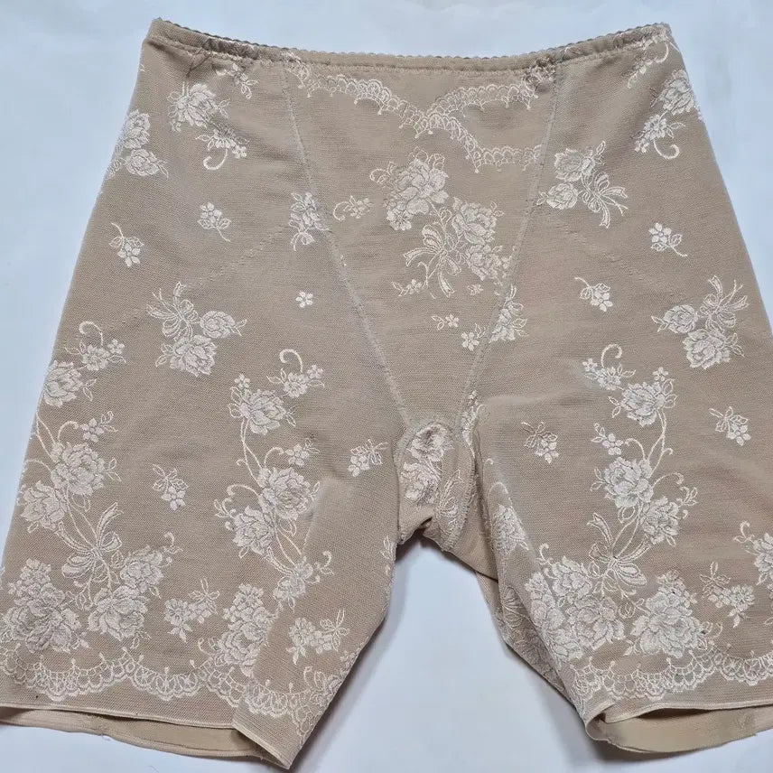 [BUNJANG] Venus Beige Flower Lace Pattern Girdle / 왕(중고) 여성 비너스 베이지 플라워 레이스 패턴 거들