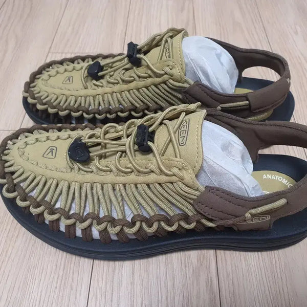 [BUNJANG] Keen Newport Sandals Beige Brown / (새상품)킨 샌들 뉴포트 250 베이지 브라운
