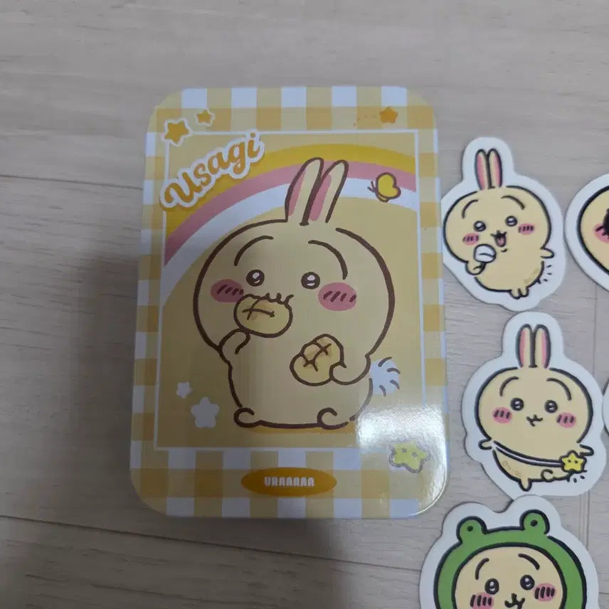 [BUNJANG] Chiikawa Usagi Tin Case Sticker Set / 치이카와 먼작귀 틴케이스 스티커 세트 우사기 판매