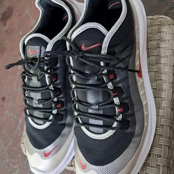 [BUNJANG] Nike Athletic Shoes / 나이키 운동화 9.5 270
