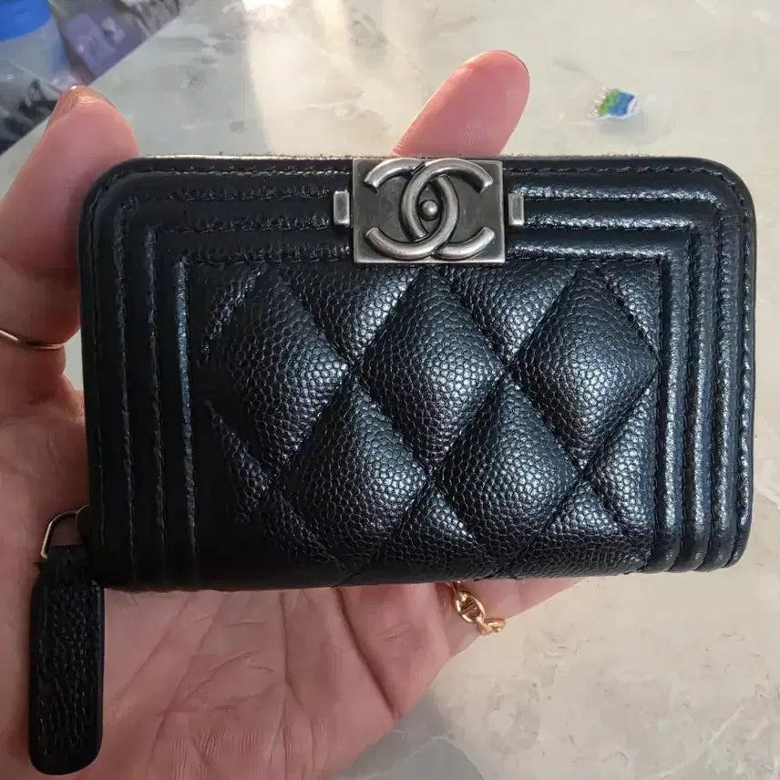 [BUNJANG] Chanel Boy Zipper Wallet Silver Hardware / 샤넬 보이 은장 지퍼돌이