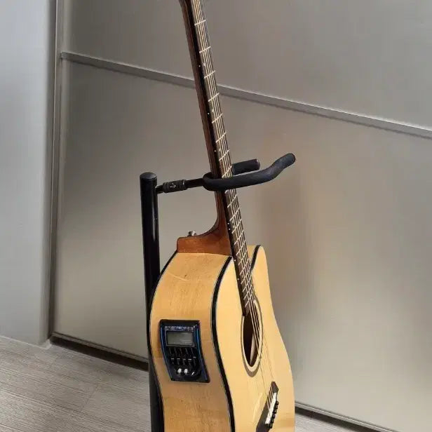 [BUNJANG] Olivia Jaeger AEQ-41 EQ Acoustic Guitar / 완전새거~/Olivia 재거 aeq 41 EQ 어쿠스틱 기타
