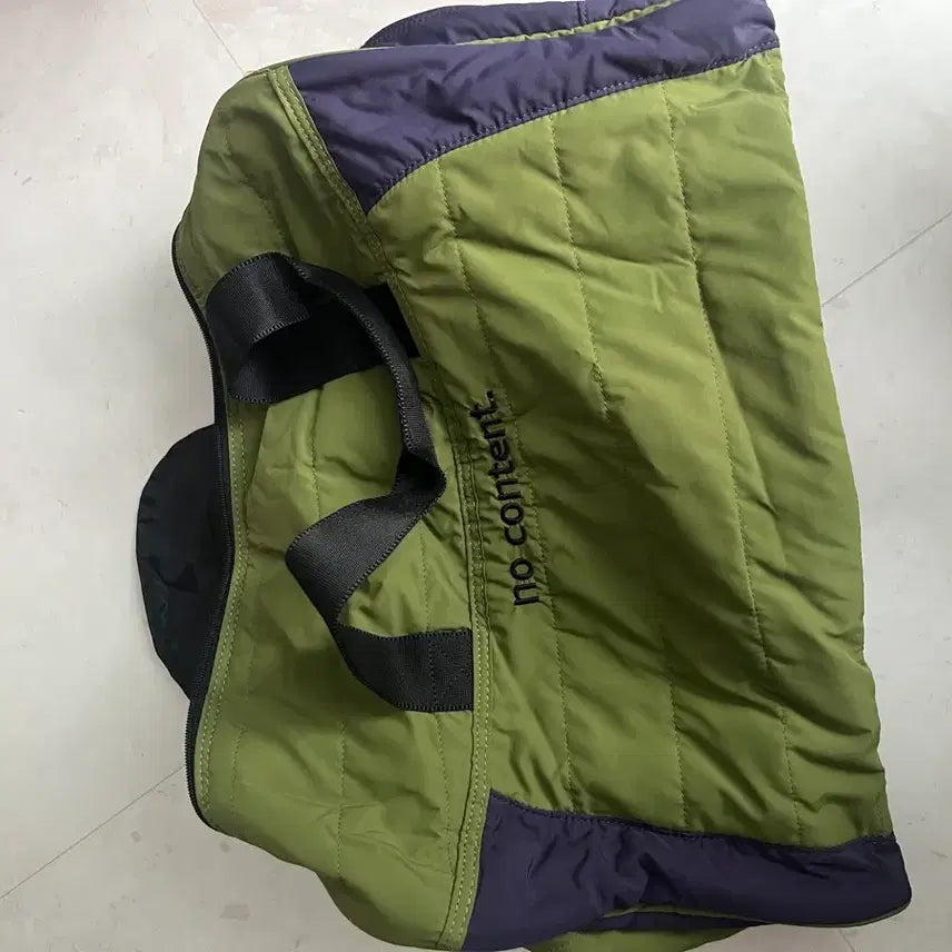 [BUNJANG] No Contents Duffle Bag / 노컨텐츠 짐가방