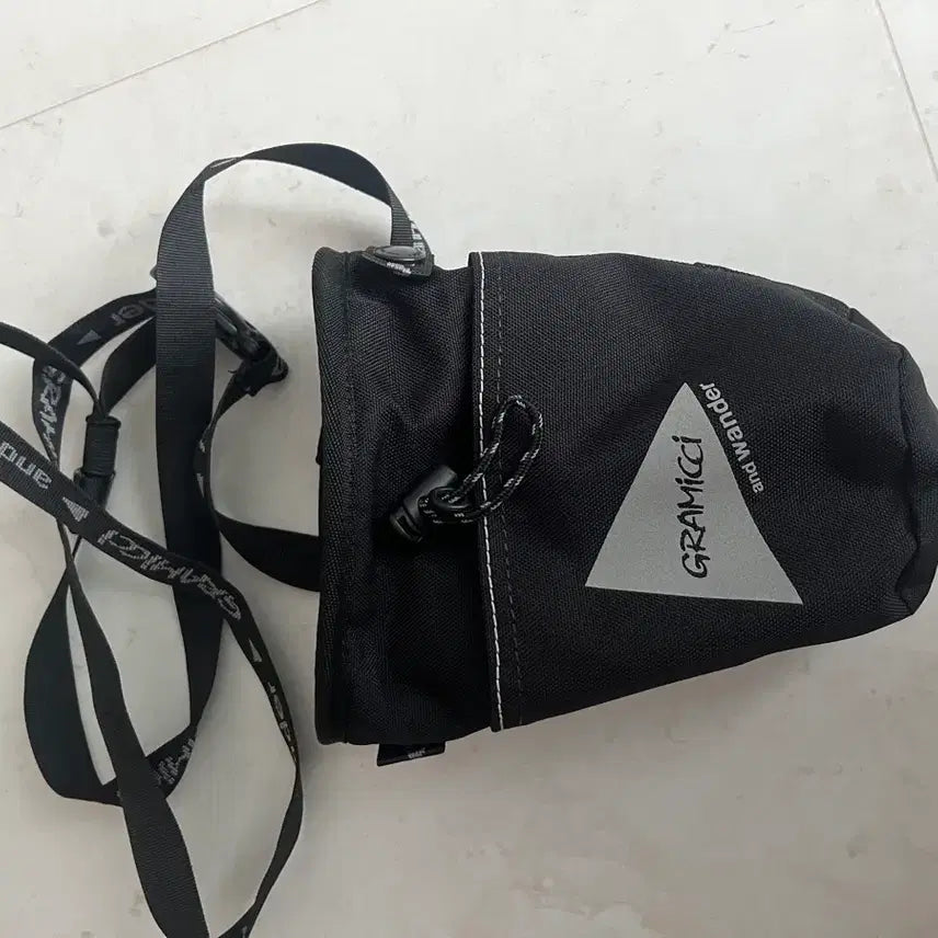 [BUNJANG] ANDONE Hip Bag / 앤드원드 힙색
