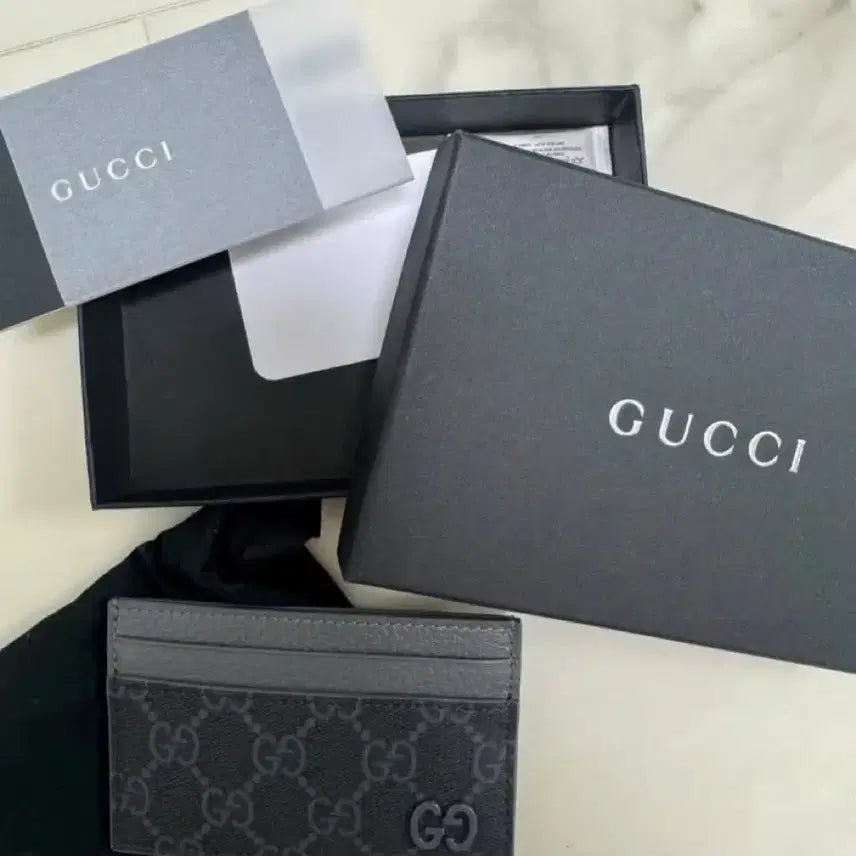 [BUNJANG] Gucci Supreme Card Wallet / 전여친이 준 구찌 슈프림 카드 지갑(사용안함)