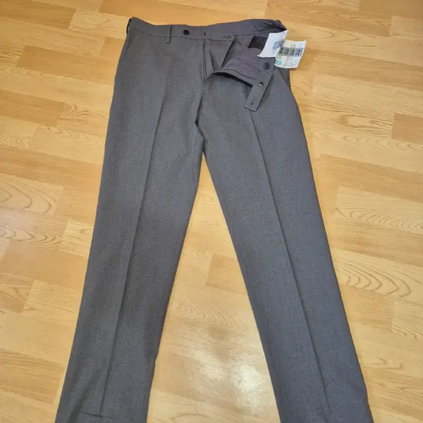 [BUNJANG] Uniqlo Slacks Size 82 / 유니클로 슬랙스 82