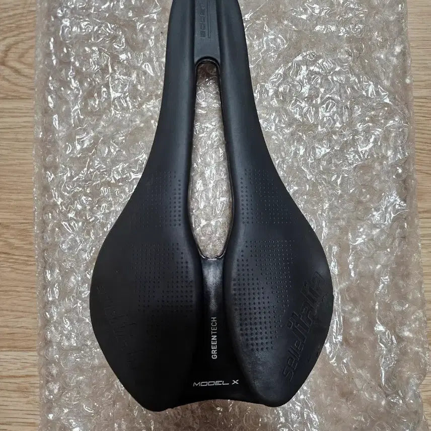 [BUNJANG] Selle Italia Saddle / 셀레 이탈리아 안장 판매합니다