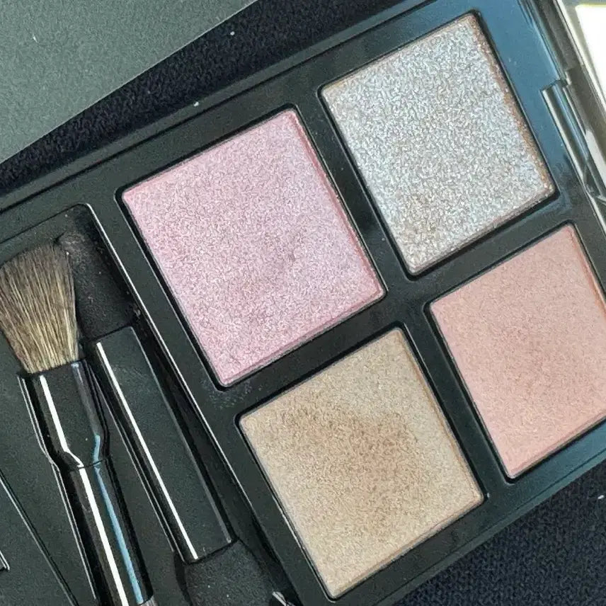 [BUNJANG] ADDICTION Vintage Titi Eyeshadow / 어딕션 빈티지튀튀 섀도우