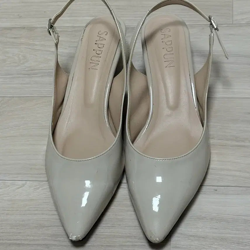 [BUNJANG] Sappun Beige Women's Heels 3cm / [260] 사뿐 베이지 여자구두 3cm