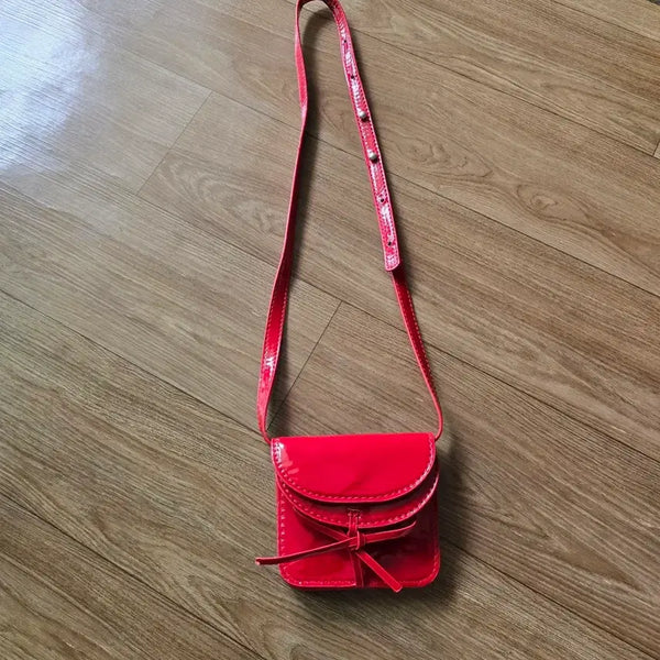 [BUNJANG] Enamel Ribbon Crossbody Bag Red / 에나멜 리본 크로스백 레드 판매합니다