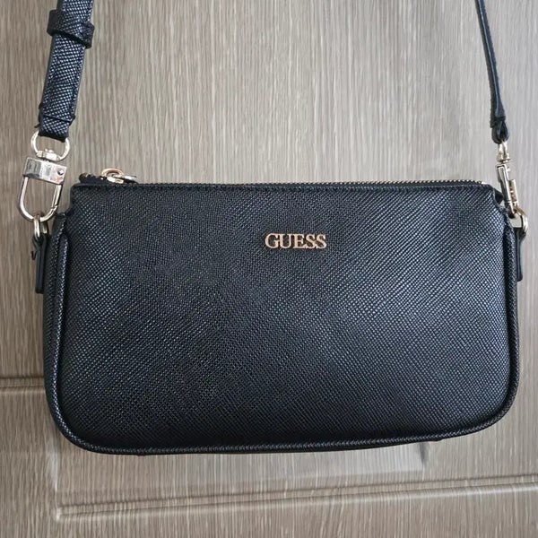 [BUNJANG] Guess Black Crossbody Bag / 게스 크로스백 블랙