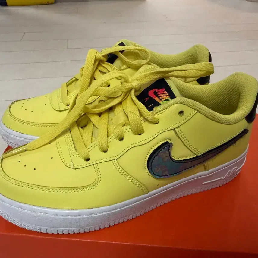 [BUNJANG] Nike Air Force 1 Low Yellow - Boys Size 5Y / 나이키 에어포스 1 로우 옐로우 5Y 나이키운동화 나이키포스 에어포스